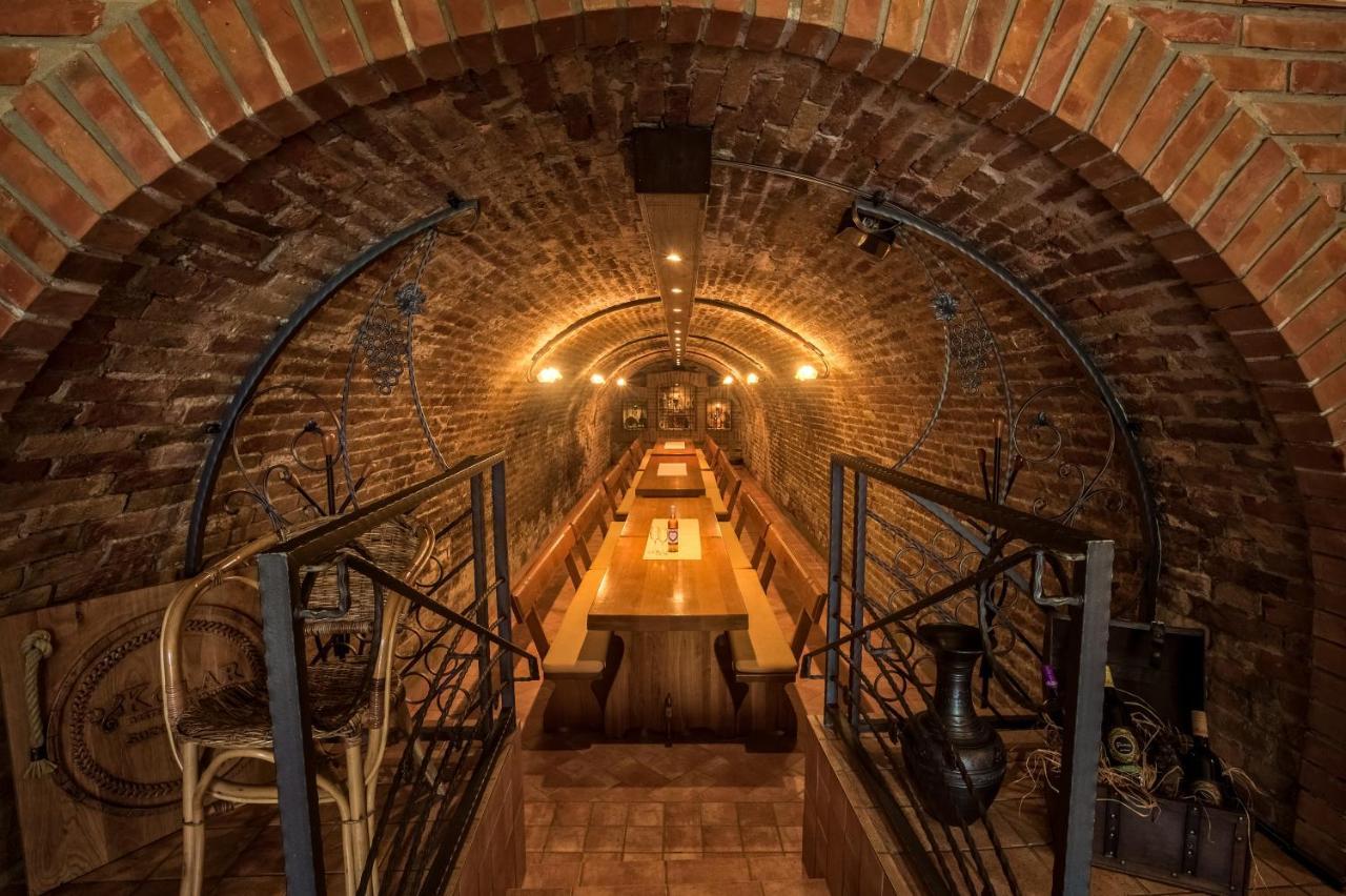 Podrumi Kolar "Suza Baranje" Kneževi Vinogradi Dış mekan fotoğraf
